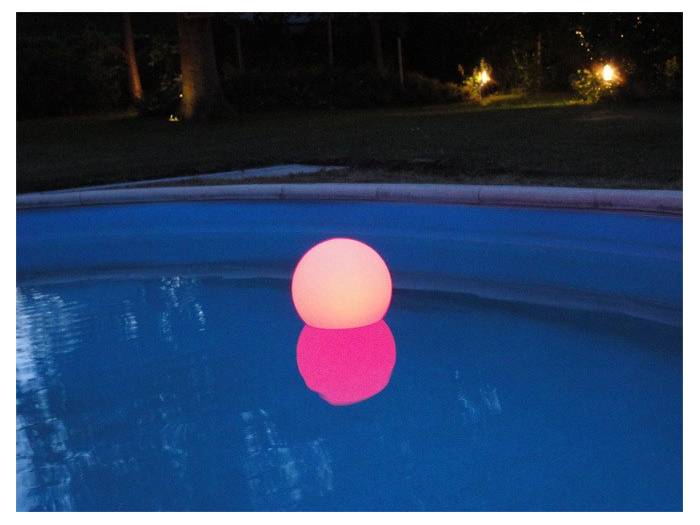 BOLA LED RGB CAMBIA COLOR 20 CM