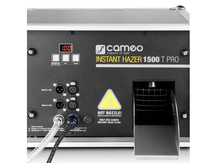 Cameo INSTANT HAZER 1500 T PRO - Máquina de neblina con flightcase y control por microprocesador
