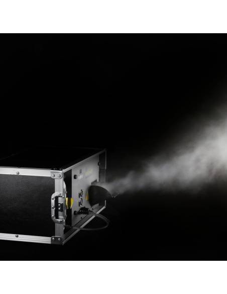 Cameo INSTANT HAZER 1500 T PRO - Máquina de neblina con flightcase y control por microprocesador