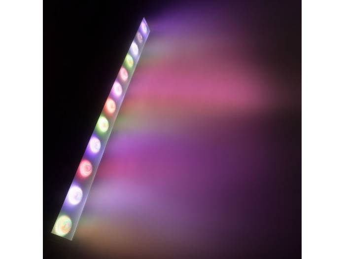 Cameo PIXBAR 600 PRO IP65 - Barra de LED RGBWA+UV 12 × 12 W compatible con RDM para exterior
