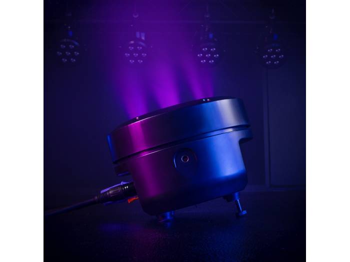 Cameo ROOT® PAR 4 WH SET 1 - Set compuesto por 4 x CLROOTPAR4WH incluyendo un control remoto IR (CLPFLAT1REMOTE)