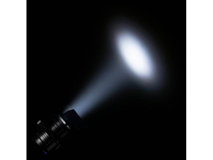 Cameo TS 200 FC - Spot de teatro con lente de Fresnel y LED 6 en 1 de 200 W en carcasa negra