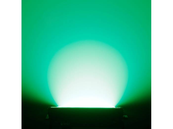 Cameo THUNDER® WASH 600 RGB - Estrobo, cegadora y washer 3 en 1 con 648 LED 0,2 W RGB - 12