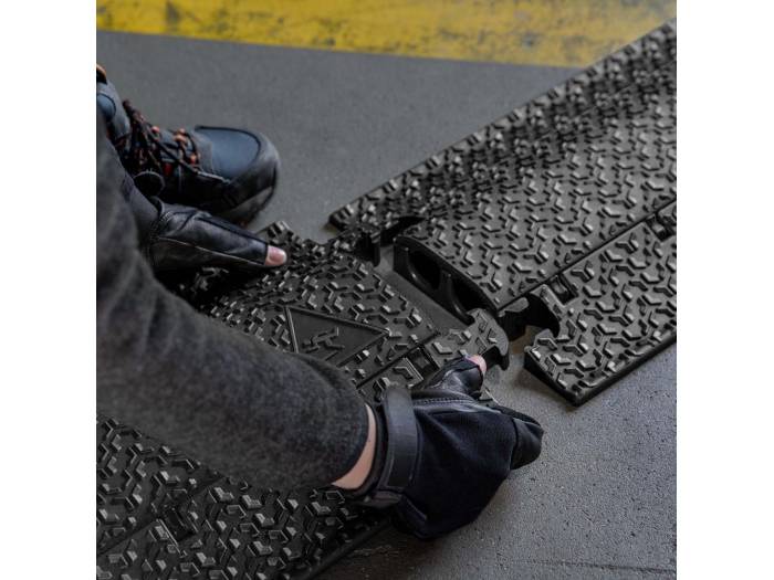 Defender MICRO 2 BLK - Pasacables con 2 canales