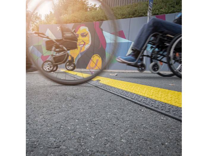 Defender MICRO 2 LUX - 