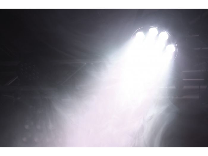 Beamz BT300 Foco plano PAR LED 12x 10W 6-en-1 