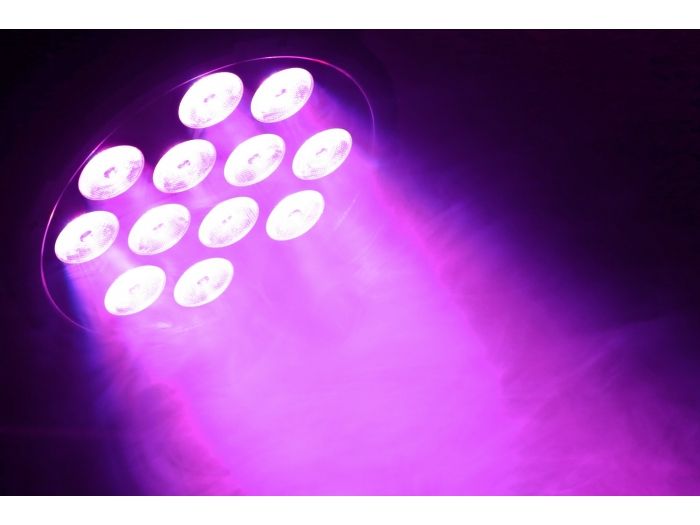 Beamz BT300 Foco plano PAR LED 12x 10W 6-en-1 