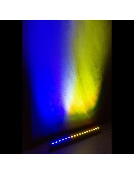 beamZ LCB183 Barra LED 18x 4W RGB 150705