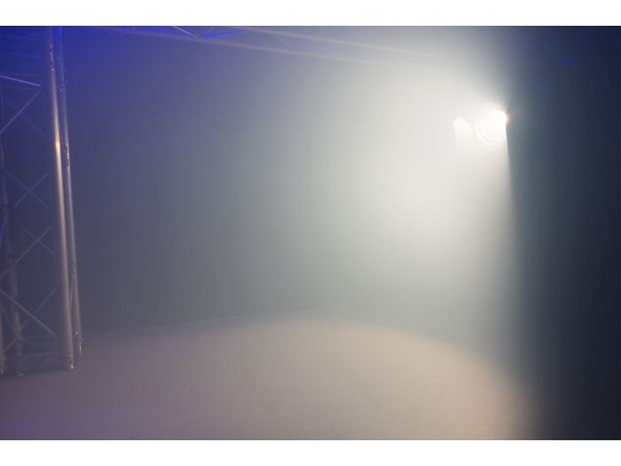 beamZ Pro BTF200Z Foco Fresnel Zoom 200W LED Blanco 3200K 151378 - 6