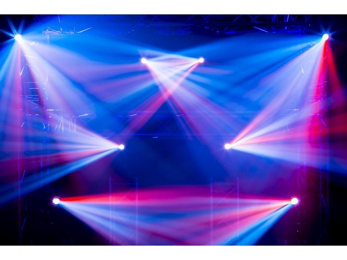 Beamz IGNITE180 Cabeza Movil Spot LED 2pcs en Flightcase