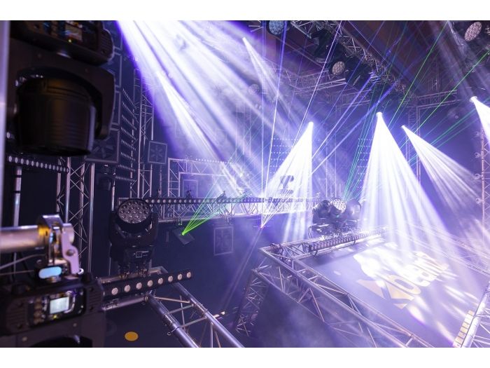 Beamz IGNITE180B Cabeza Movil LED Beam 