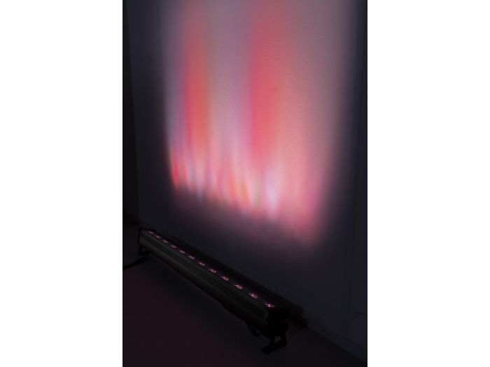 beamZ LCB128IP Barra LED IP65 12x 8W RGBA 150720