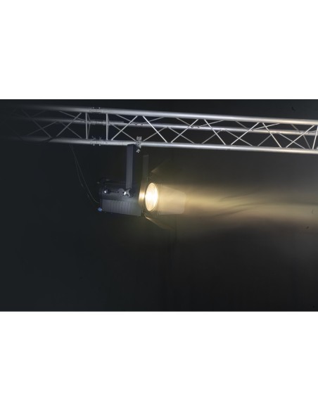 AFX TLIGHT-RGBW PROYECTOR FRESNEL DE LED RGBW 200W PARA TEATRO Y ESCENARIOS