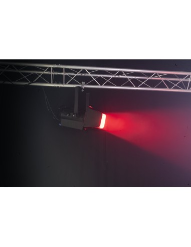 AFX TLIGHT-RGBW PROYECTOR FRESNEL DE LED RGBW 200W PARA TEATRO Y ESCENARIOS