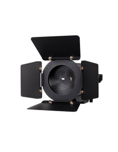 Vista frontal del foco fresnel LED Pro Light FRESNEL 60 DW con viseras. 2