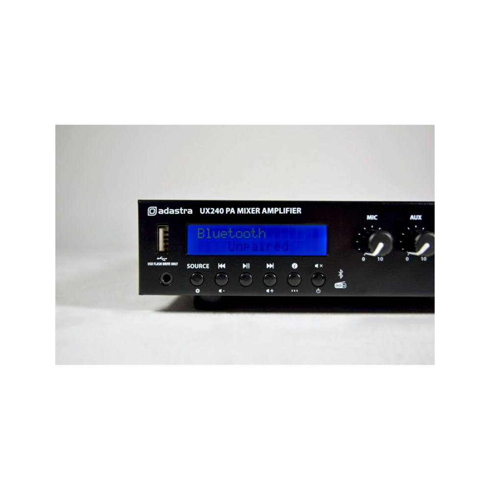 detalle pantalla Adastra UX240 amplificador de megafonía con Bluetooth USB DAB FM